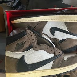Size 11 Travis Scott x Air Jordan 1 Retro High OG 'Mocha'