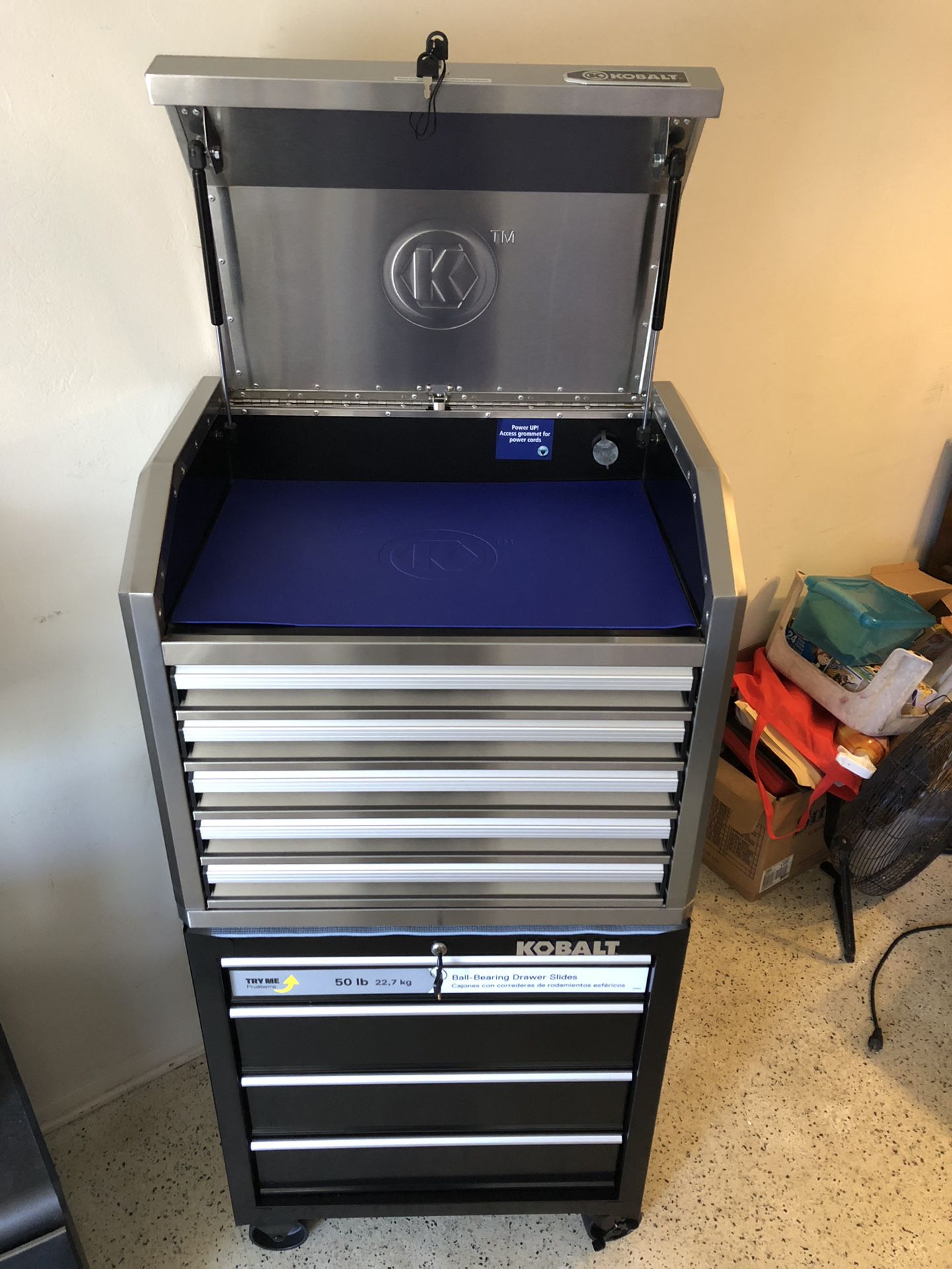 KOBALT Tool Cabinet stainless Tool Chest 27” Tool Box 9 Drawer rolling  toolbox for Sale in Oakland Park, FL - OfferUp