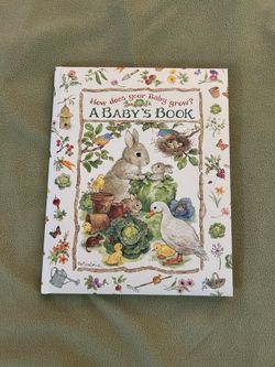 🌸”How Does Your Baby Grow? ~ A Baby’s Book” ~ C.R. Gibson / Artist: Betty Whiteaker (Pristine Condition)