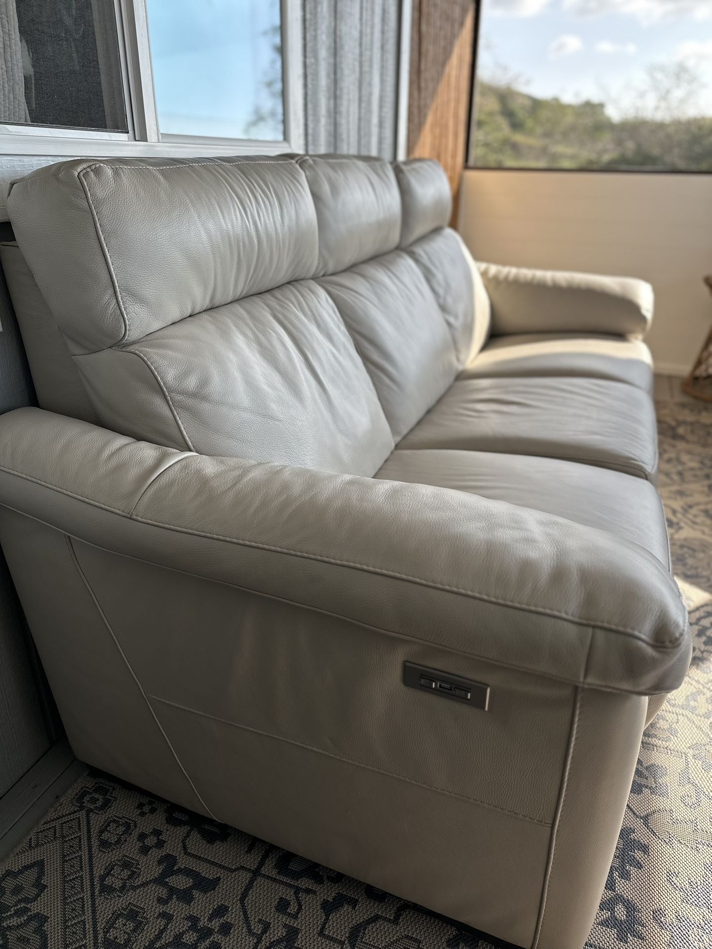Natuzzi Leather Reclining Sofa