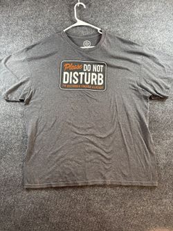 Gray Graphic T-Shirt with 'Please Do Not Disturb' Print