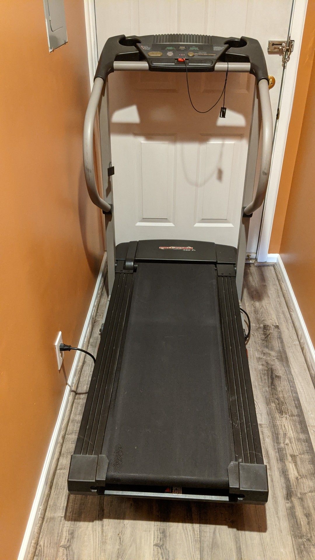 ProForm treadmill with incline.