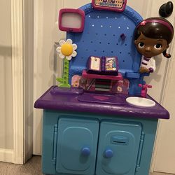 Disney Junior Doc McStuffins  Get Better Check Up Center