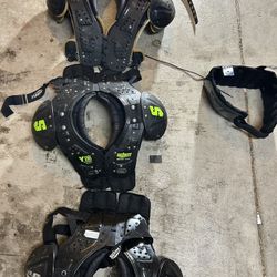 Schutt Shoulder Pads