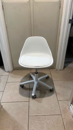 Small office / vanity chair