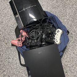 2 PS3 Consoles , Controls And Extra. 