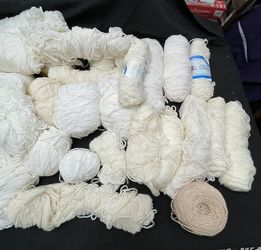 Estambre Blancos Y Beige Para Tejer