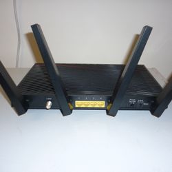 NETGEAR Nighthawk Cable Modem WiFi Router Combo (C7800)