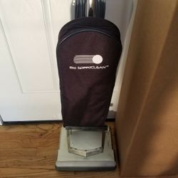 NEW cond ORECK COMMERCIAL 2SPEED VACUUM WITH AMAZING POWER SUCTION   , WORKS EXCELLENT  , IN THE BOX 