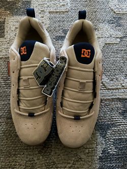 DC Shoes Low-Top Skate Sneakers Size 12 Men