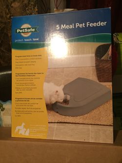 Meal feeder