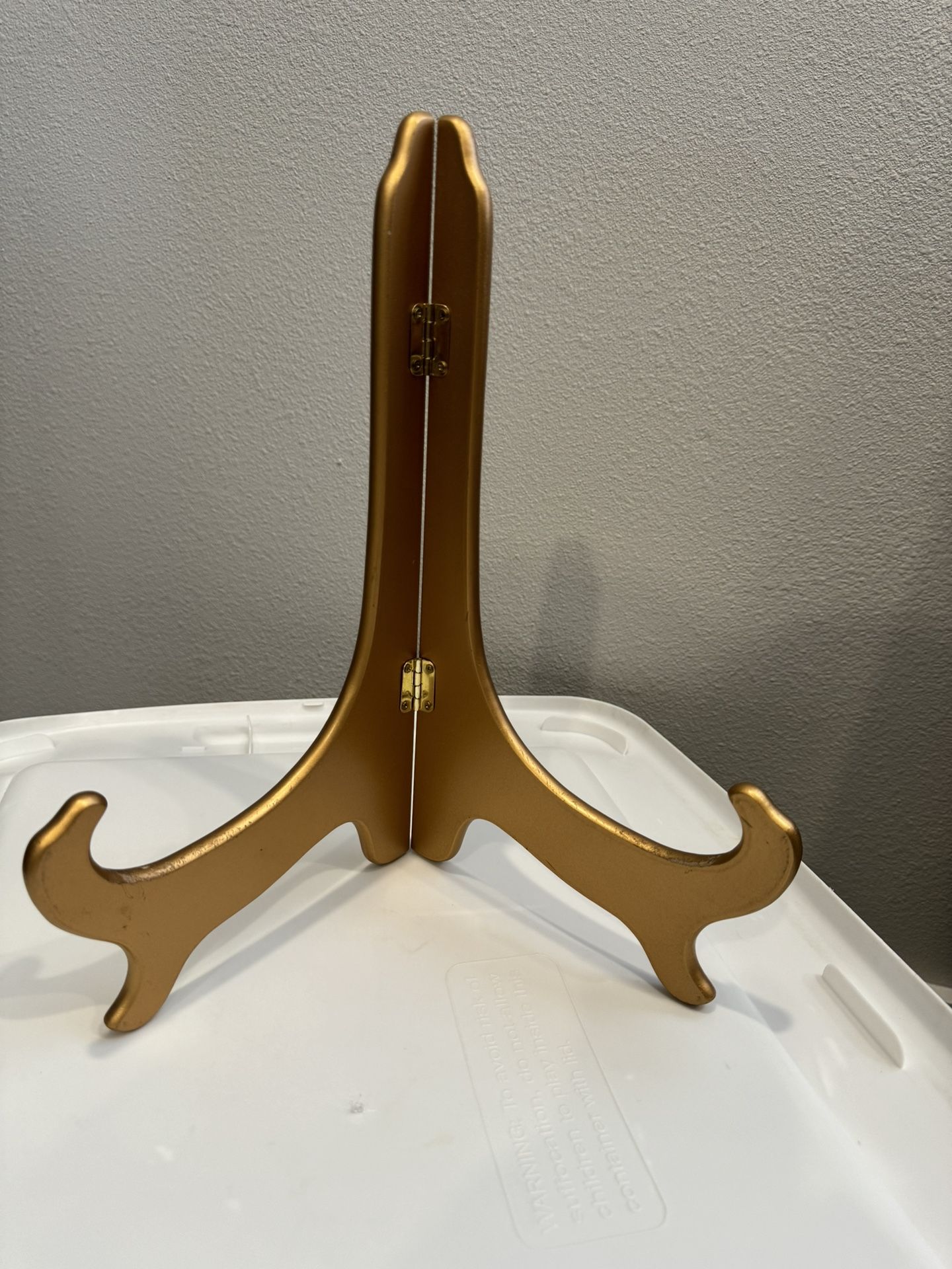 12” Gold Wooden Plate Stand/Easel