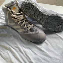 Men’s Adidas Mat Wizard 4 Wrestling Shoes / Size 8