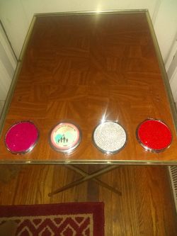 Makeup accessories for women