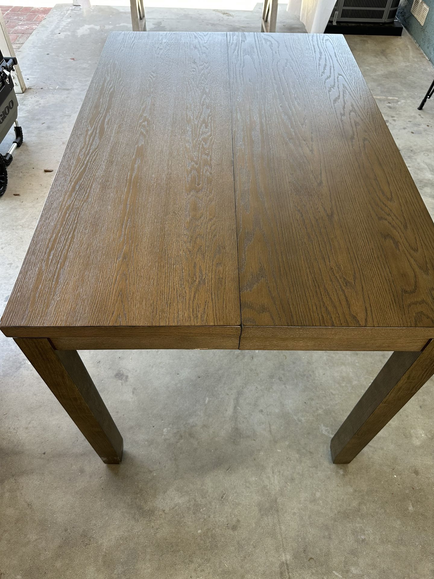Dining Room/Kitchen Table