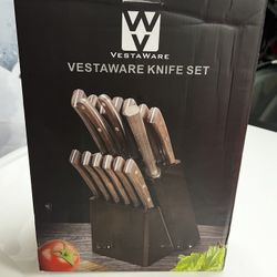 NEW! Knife Set