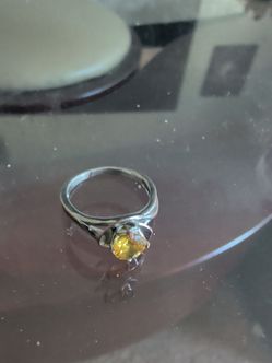 This is a really pretty ring