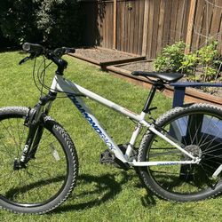 Diamondback M3030 SR Suntour