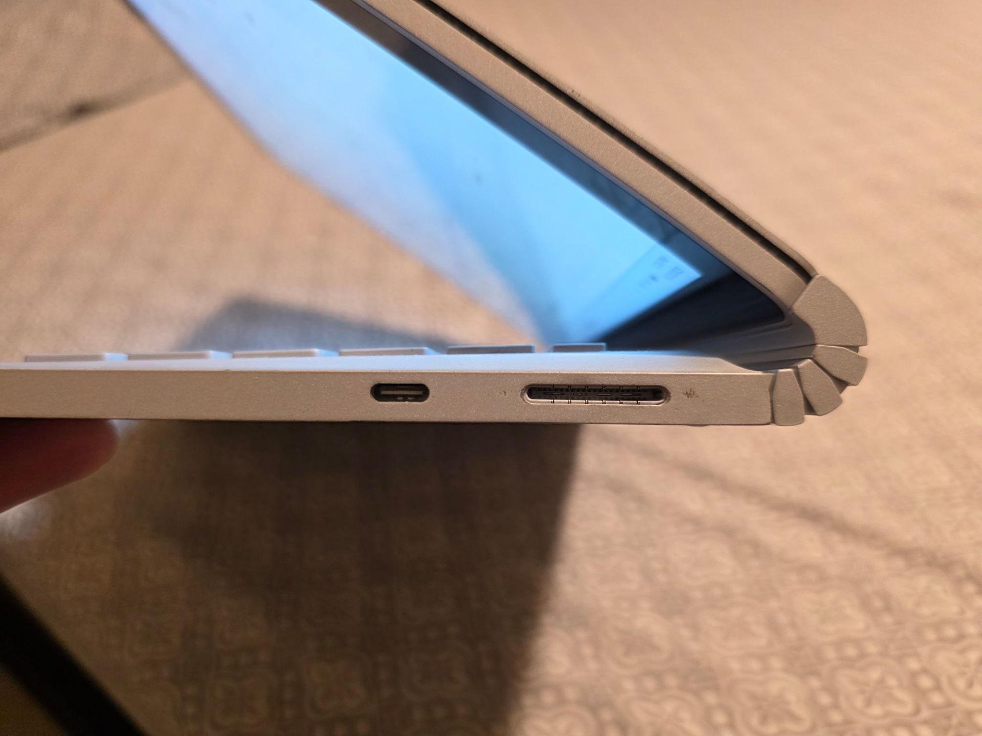 Microsoft Surface Book 13 inch 2 i7 16gb 512gb ssd