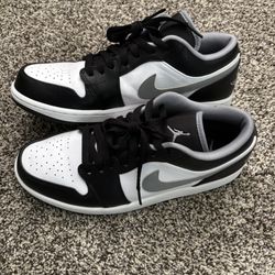 Size 9- Air Jordan 1 $95