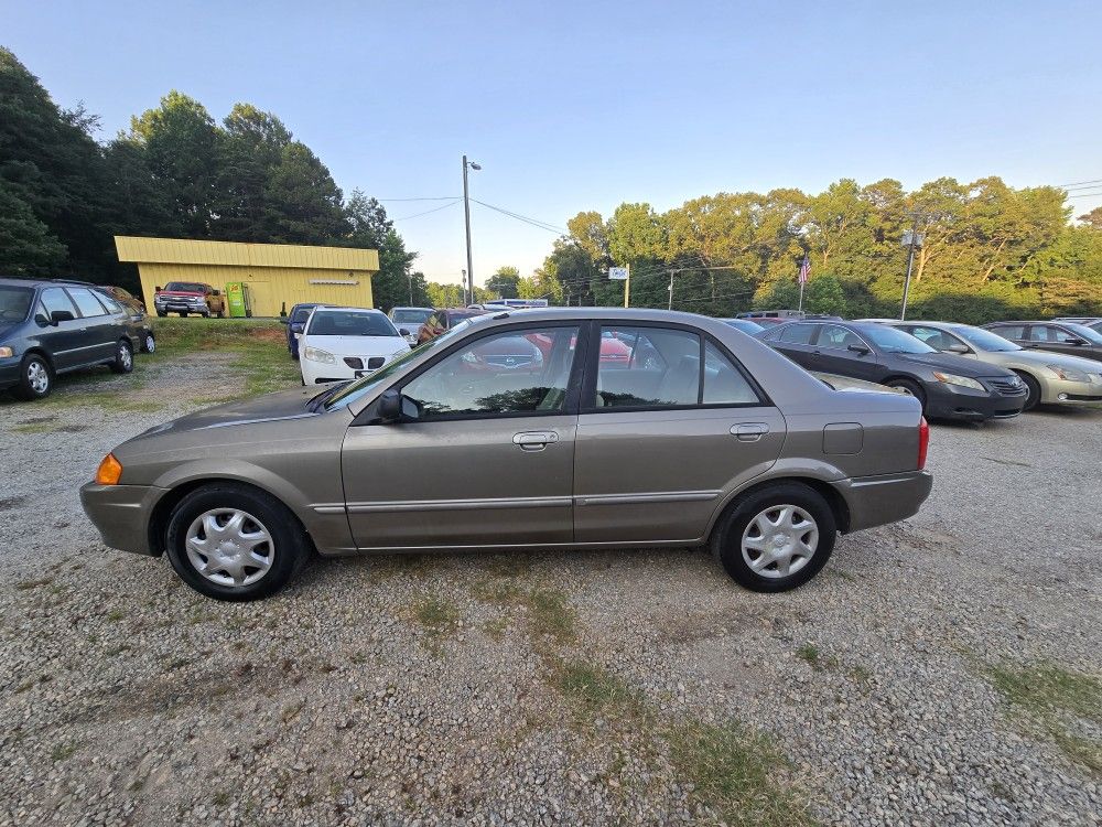 2000 Mazda Protege