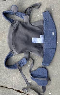 LILLEbaby Baby Carrier