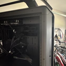 Cosmos c700 black- Corsair Liquid CPU - silver Stone 1200 watt