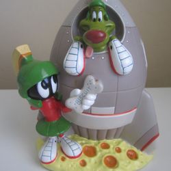 Vintage Looney Tunes Warner Brothers Marvin The Martian & K-9 Bank