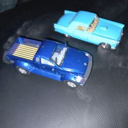 2 Collectable Diecast Vehicles Clean 