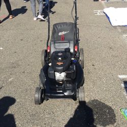 Craftsman Gas Lawnmower Self-Propelled Honda Engine Works Perfect Paid 499 sele  For 245  Front Wheel Drive Almost New Excellent Condition