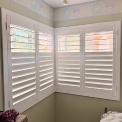 Plantation Shutters (FREE ESTIMATES & SAME DAY PRICING)- Custom, Wood, Interior Window Treatments, Coverings. Persianas de Madera. Se Habla Espanol.