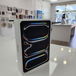 IPad Pro 11in M4 Chip Brand New Oled Ai WiFi 256GB Black