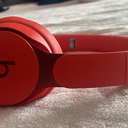 Beats solo pro red