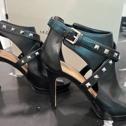 Black Silver Studded Marc Fisher Heels Zip Up Back 