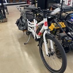 Bosch E-bike W/children’s Chair