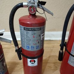 Fire Extinguishers 🚨🚨 All Work  Never Used 