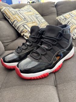 Jordan 11s size 9.5