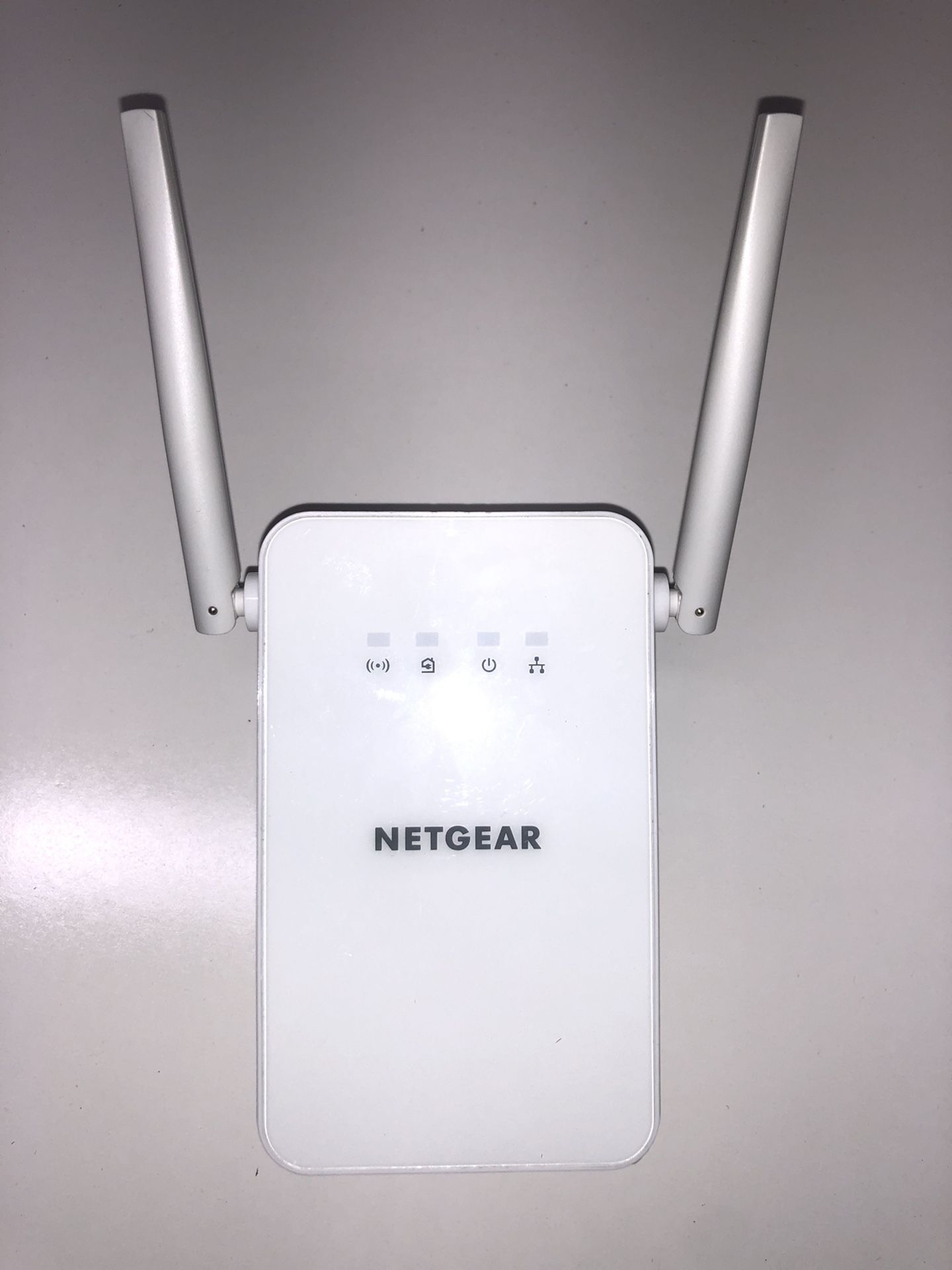 NETGEAR Network Extender Powerline WiFi 1000 