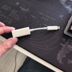 Apple Thunderbolt to Gigabit Ethernet Adapter