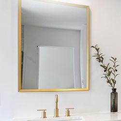 3‑Light Bathroom Vanity Fixture – Bright & Clean Design
