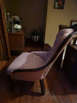 Beautifull Antique Chair