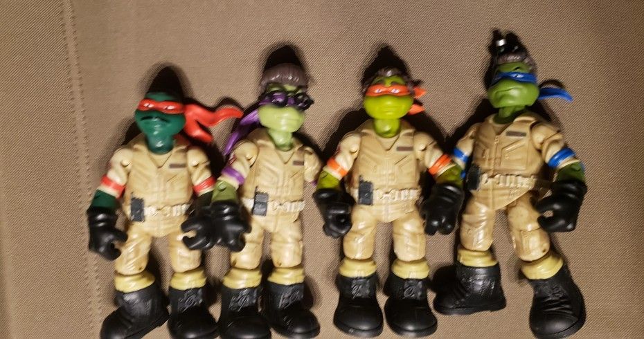 TMNT Ghostbusters Four Figures Leonardo, Donatello, Raphael, Michelangelo Figures