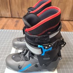 28.5 Salomon S/LAB MTN Summit Ski Touring Boots