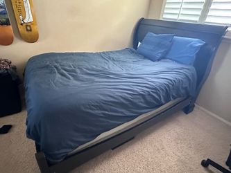 A full sled bed frame.