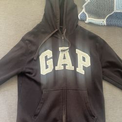 Gap Sweater