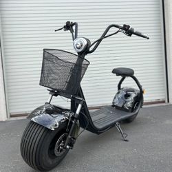 Electric Scooter, Financing Available 