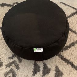 Bean Products Zafu Meditation Cushion - Round & XL Oval - Handcrafted in The USA with Organic Materials - Removable Cover for Easy Cleaning - Filled w