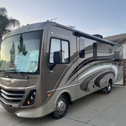 2016 29ft Fleetwood Flair Rv