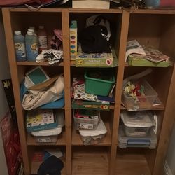 Children’s toys organizer dresser