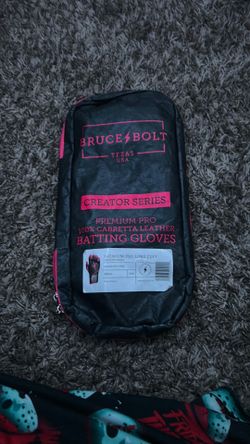 Pink Bruce bolt